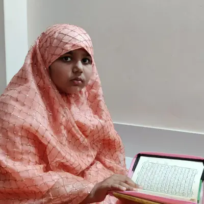 ১০ মাসে কোরআনে হাফেজ হলেন তাসফিয়া মাহী